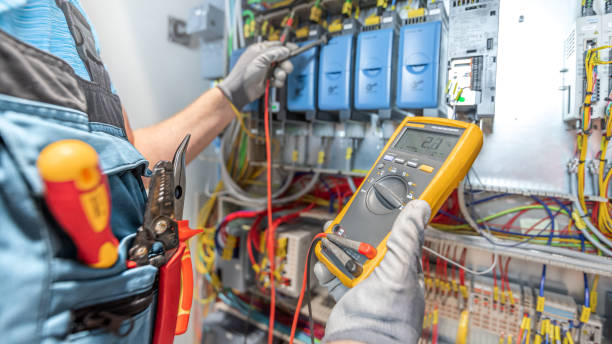 Best Electrical Contractors for Businesses  in Newton, IL